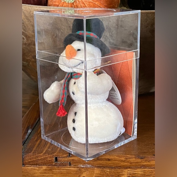 Stuffed Snowman - Picture 6 of 10